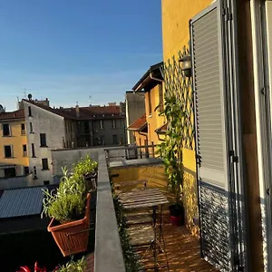  Apartment White Cactus House Italy