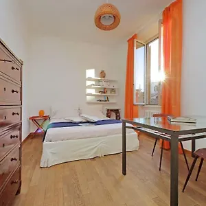  Apartment Piscinula